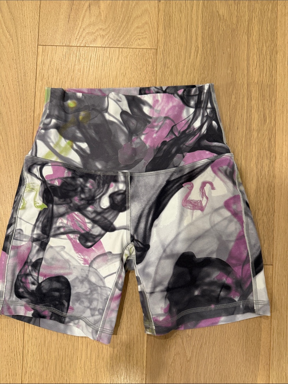 Lululemon Align 6 inch High-Waist Pink & Black Patterned Women’s Active Shorts